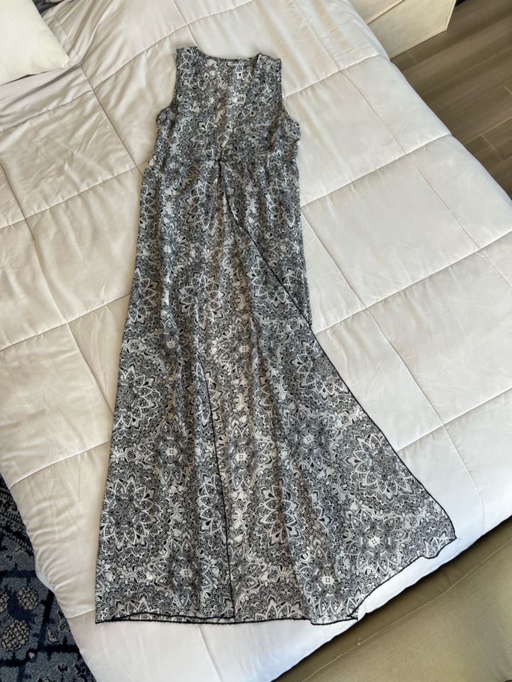 Sleeveless Maxi Vest Robe